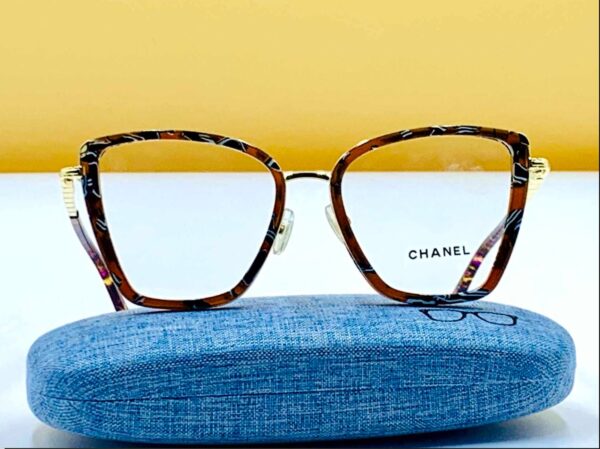 CHANEL - Image 3